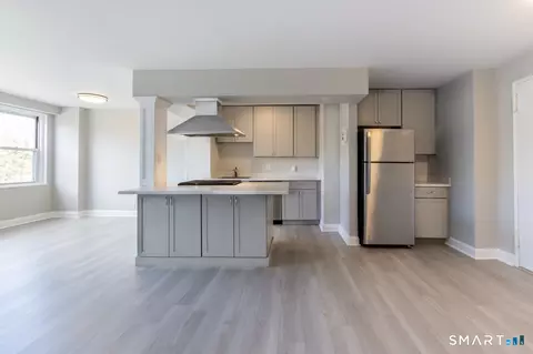 2625 Park Ave #4F, Bridgeport, CT 06604