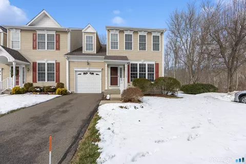 21 Fieldstone Ct #21, North Haven, CT 06473