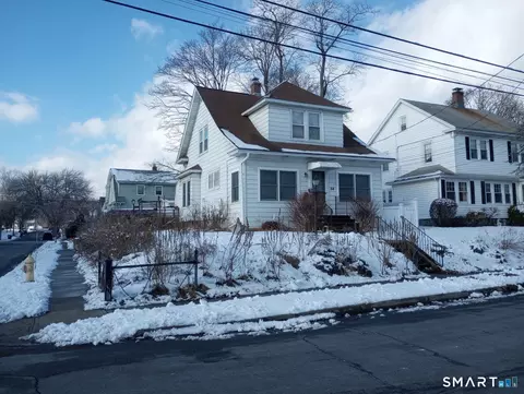 64 Moody Ave, Fairfield, CT 06825