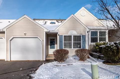 889 Glacier Way #889, Southington, CT 06489