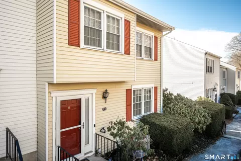 55 Mill Plain Rd #17-6, Danbury, CT 06811