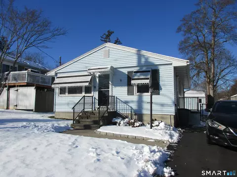 50 Dale St, East Haven, CT 06513