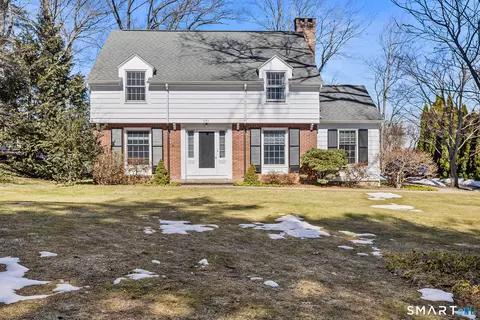 121 S Mountain Dr, New Britain, CT 06052
