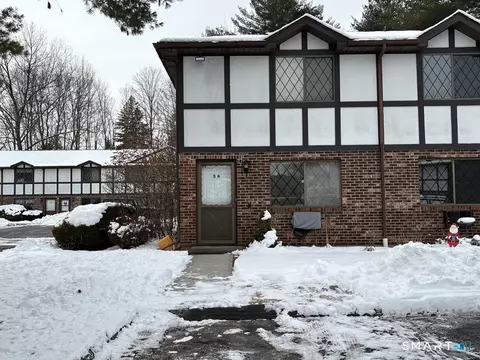 2 Branch Rd #5A, Thomaston, CT 06787