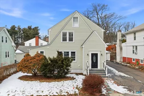 52 Coram St, Hamden, CT 06517
