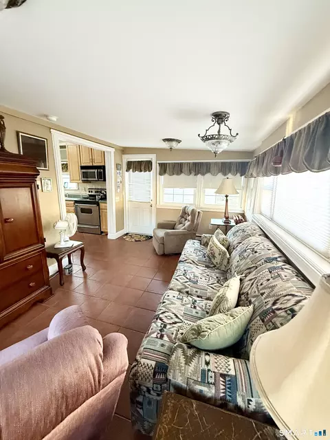 Living - 63 Gg Dudley Ln, Madison, CT 06443 photo 1 of 2