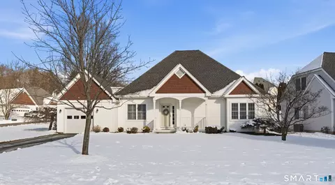 170 Thistle Pond Dr #170, Bloomfield, CT 06002