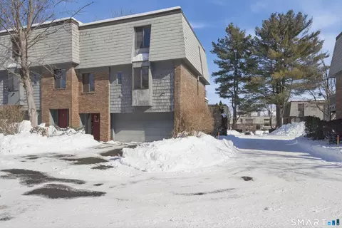 134 Trolley Crossing Ln #134, Middletown, CT 06457