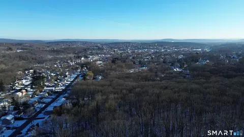 Malone Avenue, Bristol, CT 06010