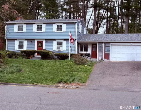 32 Brook Rd, Enfield, CT 06082