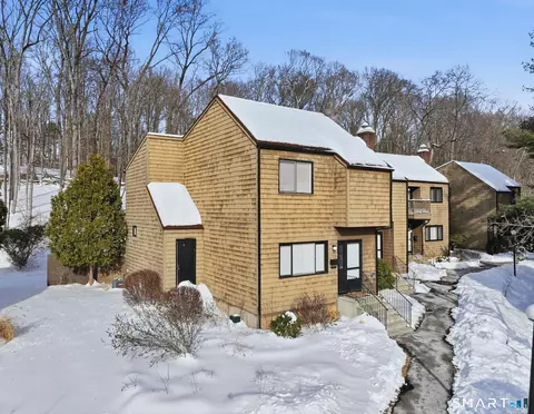 66 Hampton Park #66, Branford, CT 06405