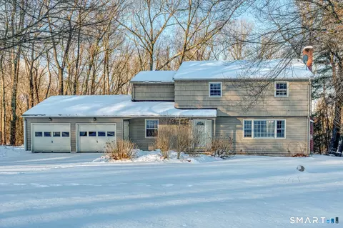 30 Arnold Dr, Tolland, CT 06084