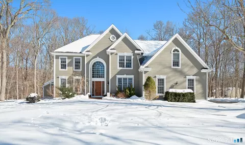 47 Taylor Rd, Colchester, CT 06415