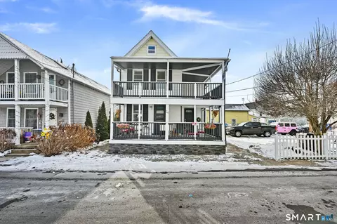 24 Botsford Ave, Milford, CT 06460