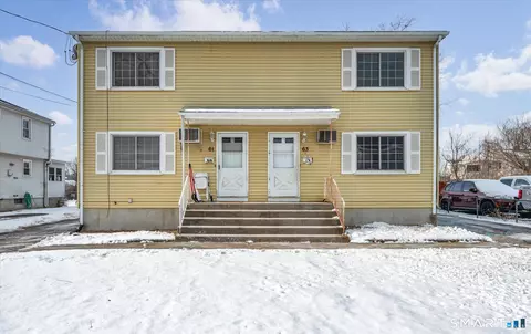 61 Laurel St, East Hartford, CT 06108