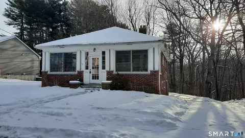 26 King St, Putnam, CT 06260