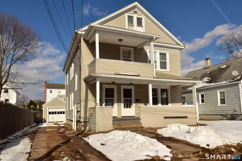 11 Anderson St, Manchester, CT 06040