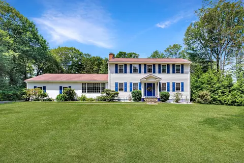 23 Bonita Dr, Shelton, CT 06484