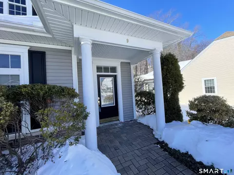 9 Lakeview Rise Rise #9, Beacon Falls, CT 06403