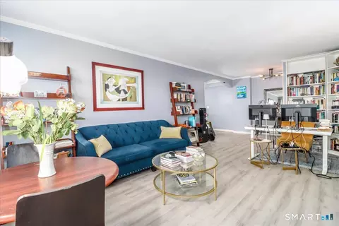 30 Glenbrook Rd #10F, Stamford, CT 06902