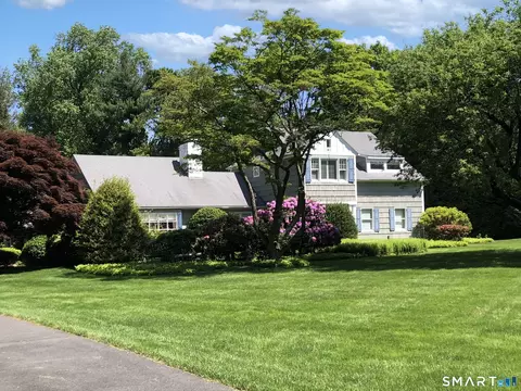 18 Pasture Ln, Darien, CT 06820