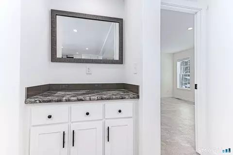 Entry Way - 23 Bailey Hill Vlg, Killingly, CT 06239 photo 1 of 2