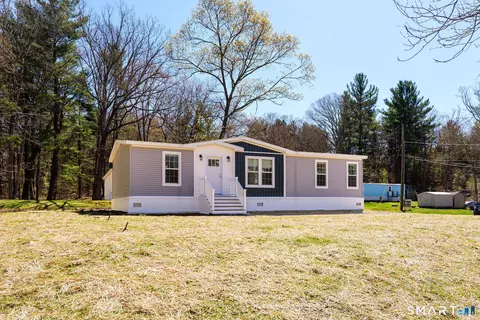 Exterior - 23 Bailey Hill Vlg, Killingly, CT 06239 photo 3 of 6