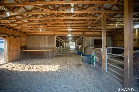 112 Schulman Veselak Rd, East Haddam, CT 06423