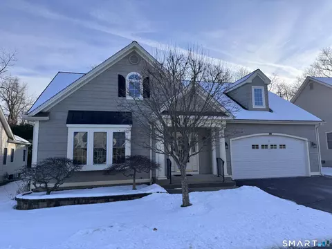 39 Denyelle Dr #39, Rocky Hill, CT 06067