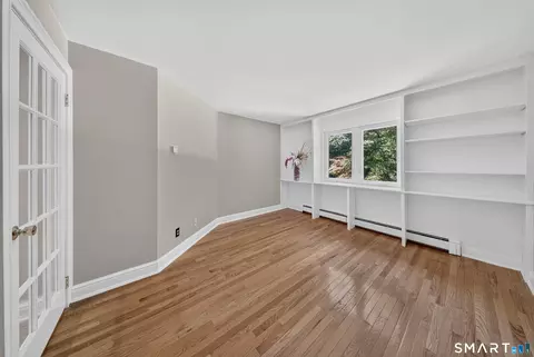 Bedroom - 119 Peaceable St, Redding, CT 06896 photo 3 of 4