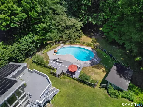 Exterior - 119 Peaceable St, Redding, CT 06896 photo 8 of 8