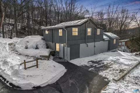 23 Kanungum Trl, Shelton, CT 06484