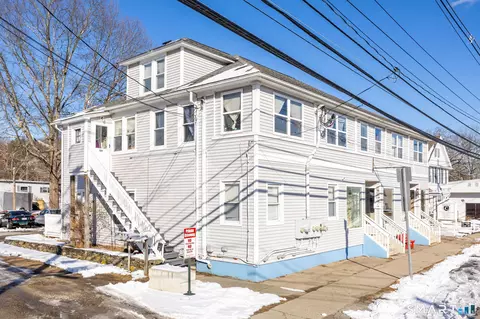 133 Providence St, Taftville, CT 06380