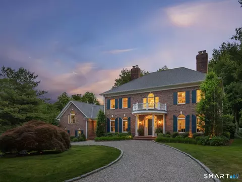 5 Shields Ln, Darien, CT 06820