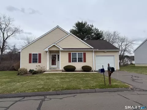12 Shady Brook Ln #12, Vernon, CT 06066