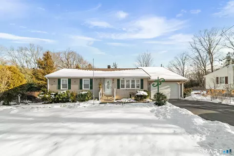 24 Bronson Rd, Prospect, CT 06712
