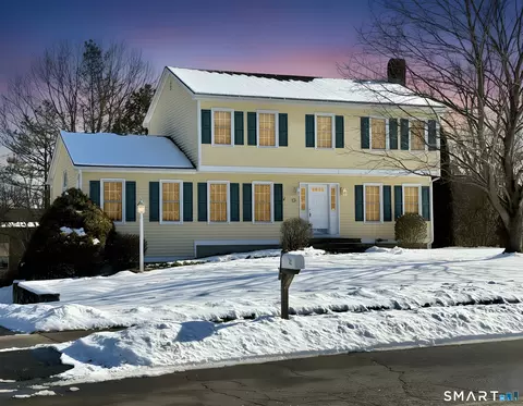 42 Greenwood Cir, Seymour, CT 06483