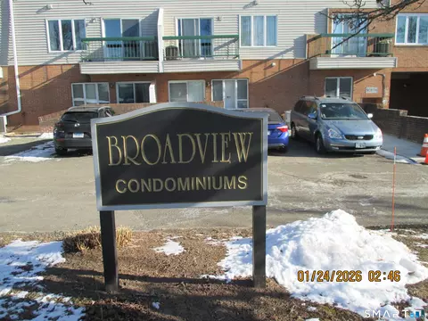219 S Broad St #S108, Meriden, CT 06450