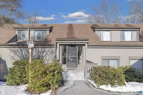 73 Heritage Vlg #B, Southbury, CT 06488