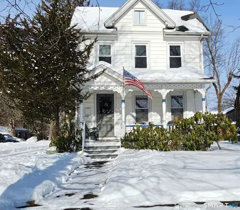 96 W Main St, Milford, CT 06460