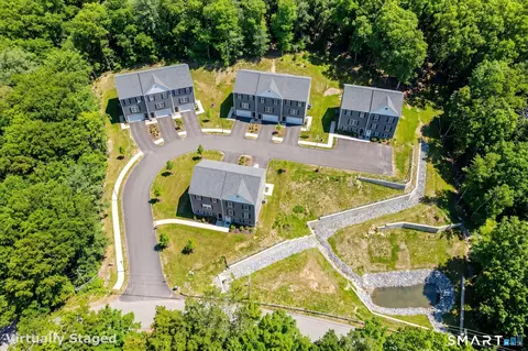 115 Groveland Ave, Putnam, CT 06260