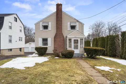 574 S Quaker Ln, West Hartford, CT 06110