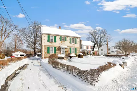 425 Piedmont St, Waterbury, CT 06706