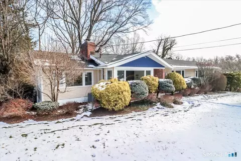 65 Bailey Rd, Fairfield, CT 06825