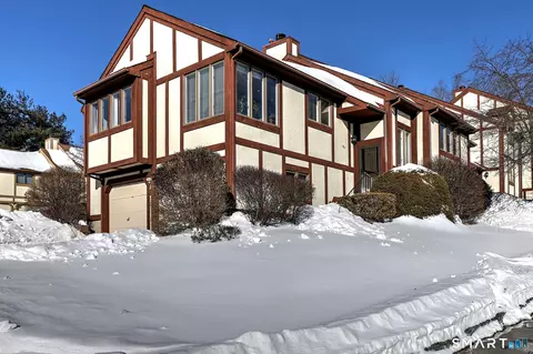 690 Forest Rd #761, West Haven, CT 06516