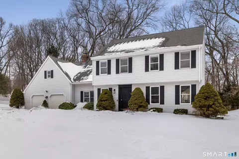 23 N Pond Rd, Cheshire, CT 06410