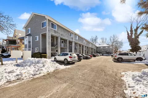 202 Main St #3H, West Haven, CT 06516