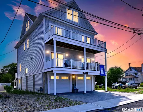 3 Francis St, Milford, CT 06460
