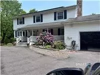 146 Wood St, Mahopac, NY 10541