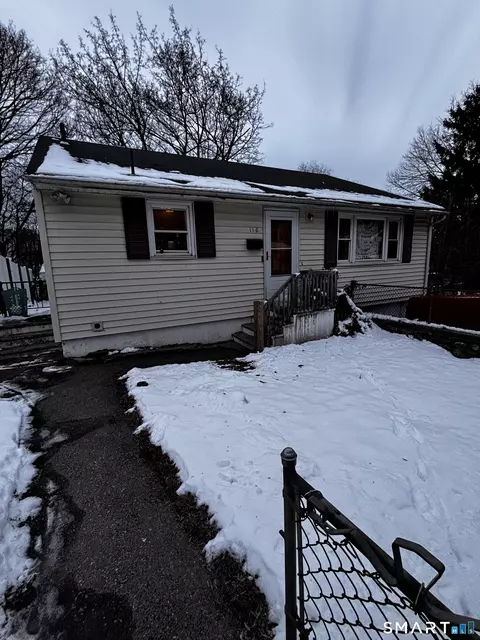 110 Middle St, Waterbury, CT 06706